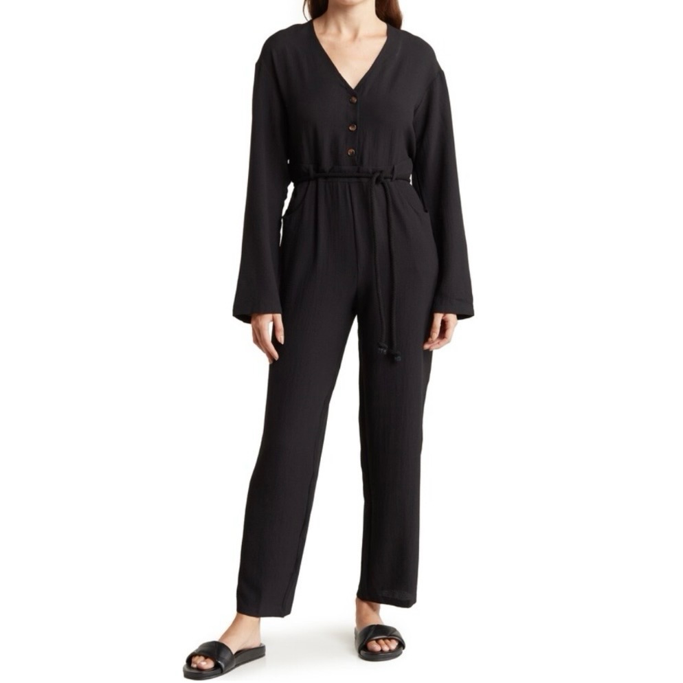 New Area Stars Long Sleeve Button V-Neck Belted Jumpsuit Bella Black Size Medium